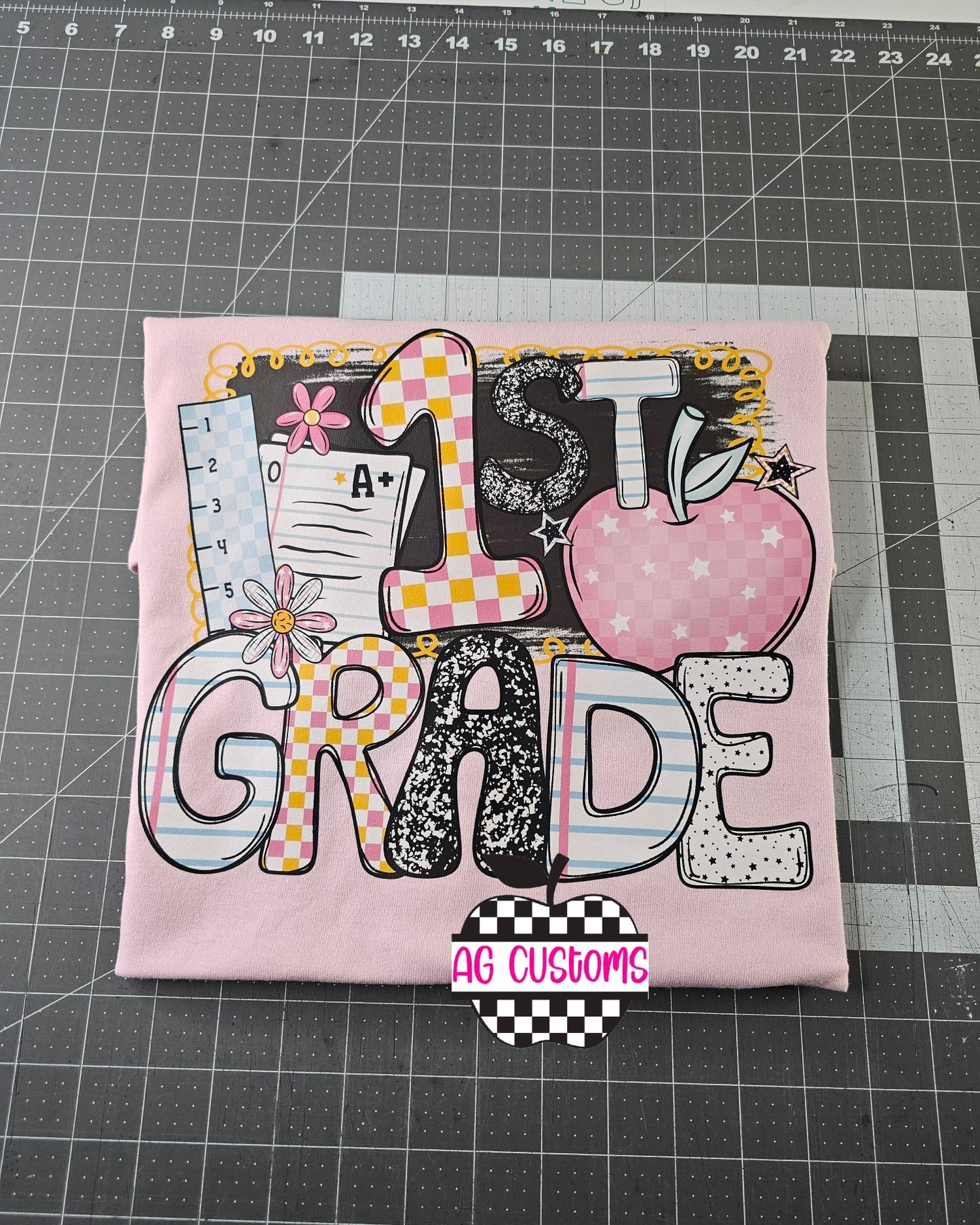 B2S Apple- Light Pink Gildan Shirt